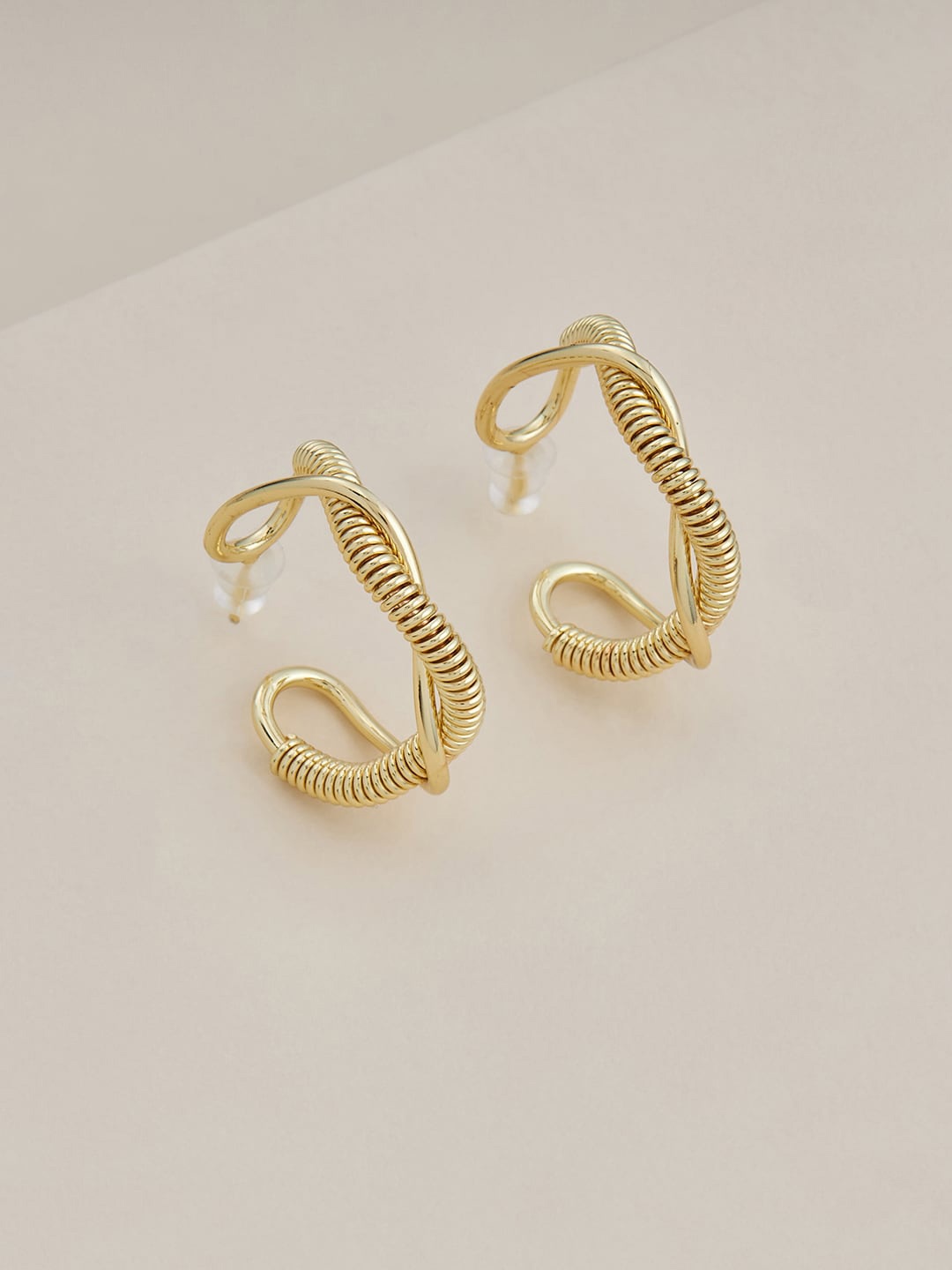 

Kushal's Fashion Jewellery Gold-Plated Contemporary Hoop Earrings
