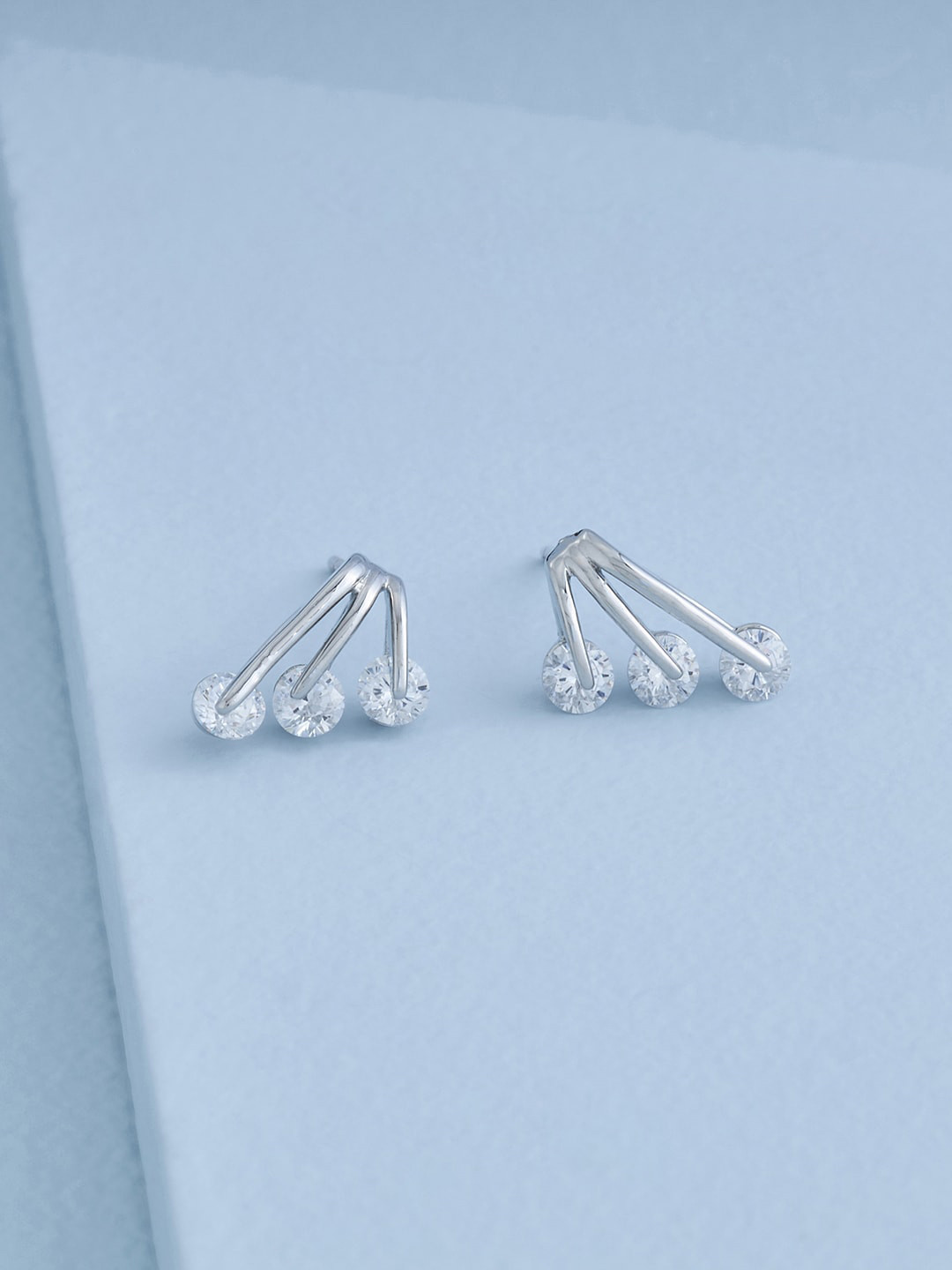 

Kushal's Fashion Jewellery Silver-Plated Contemporary Studs Earrings