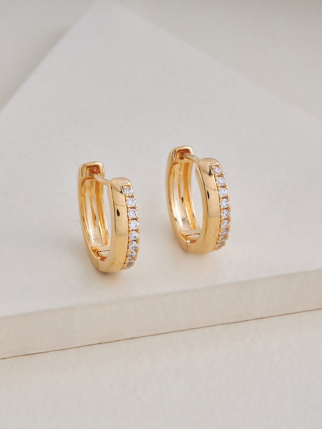 

Kushal's Fashion Jewellery Gold-Plated Contemporary Hoop Earrings, White