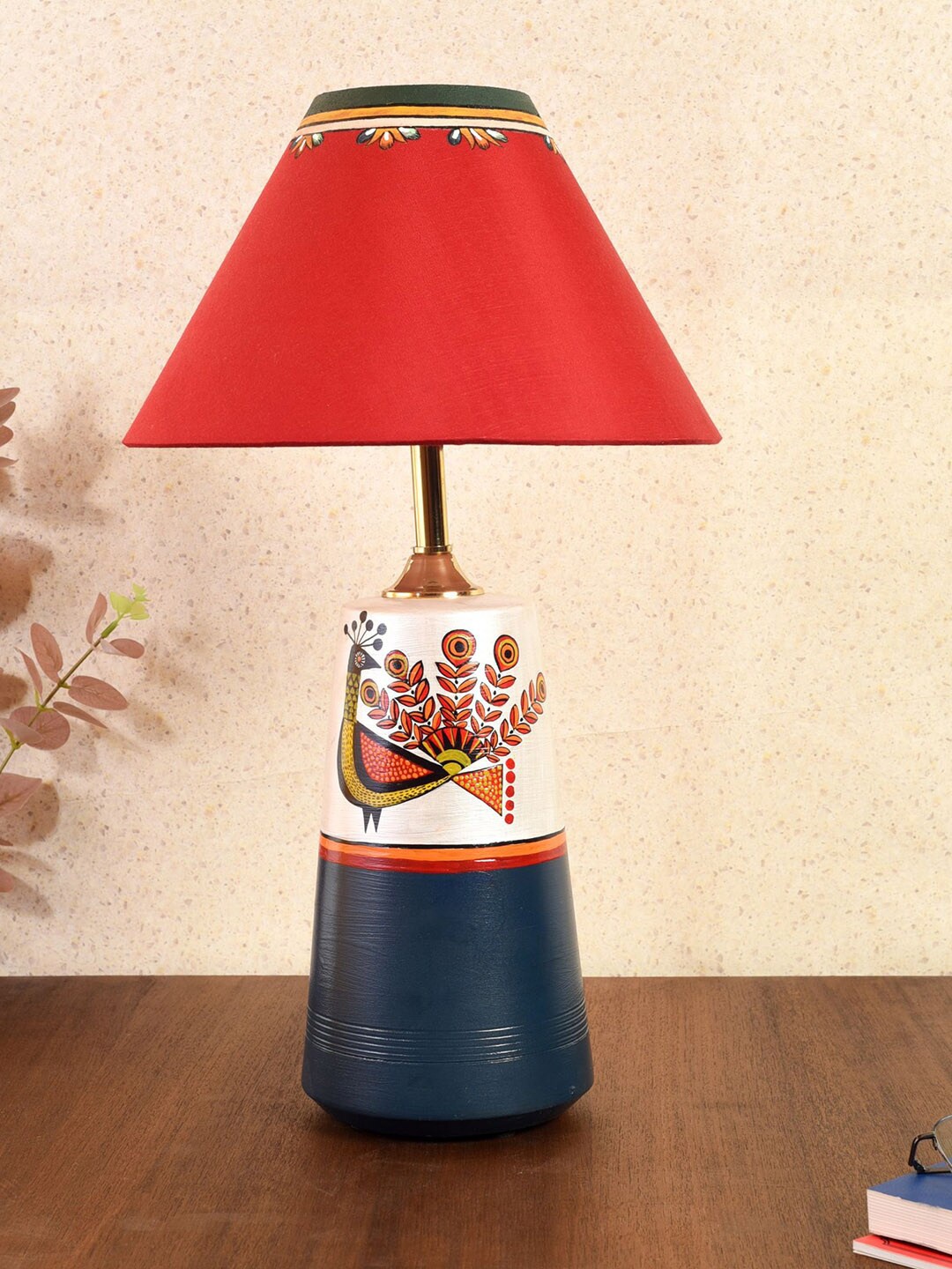 

AAKRITI ART CREATIONS Monsoon Blue & Red Terracotta Dancing Peacock Design Table Lamp With Shade