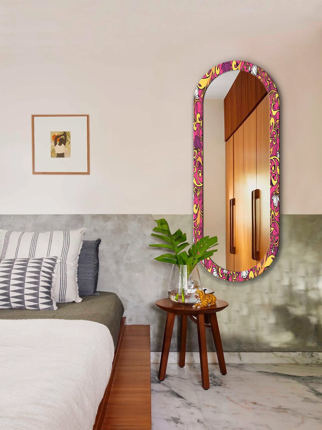 

999Store Red & Yellow Printed Wall Mirror