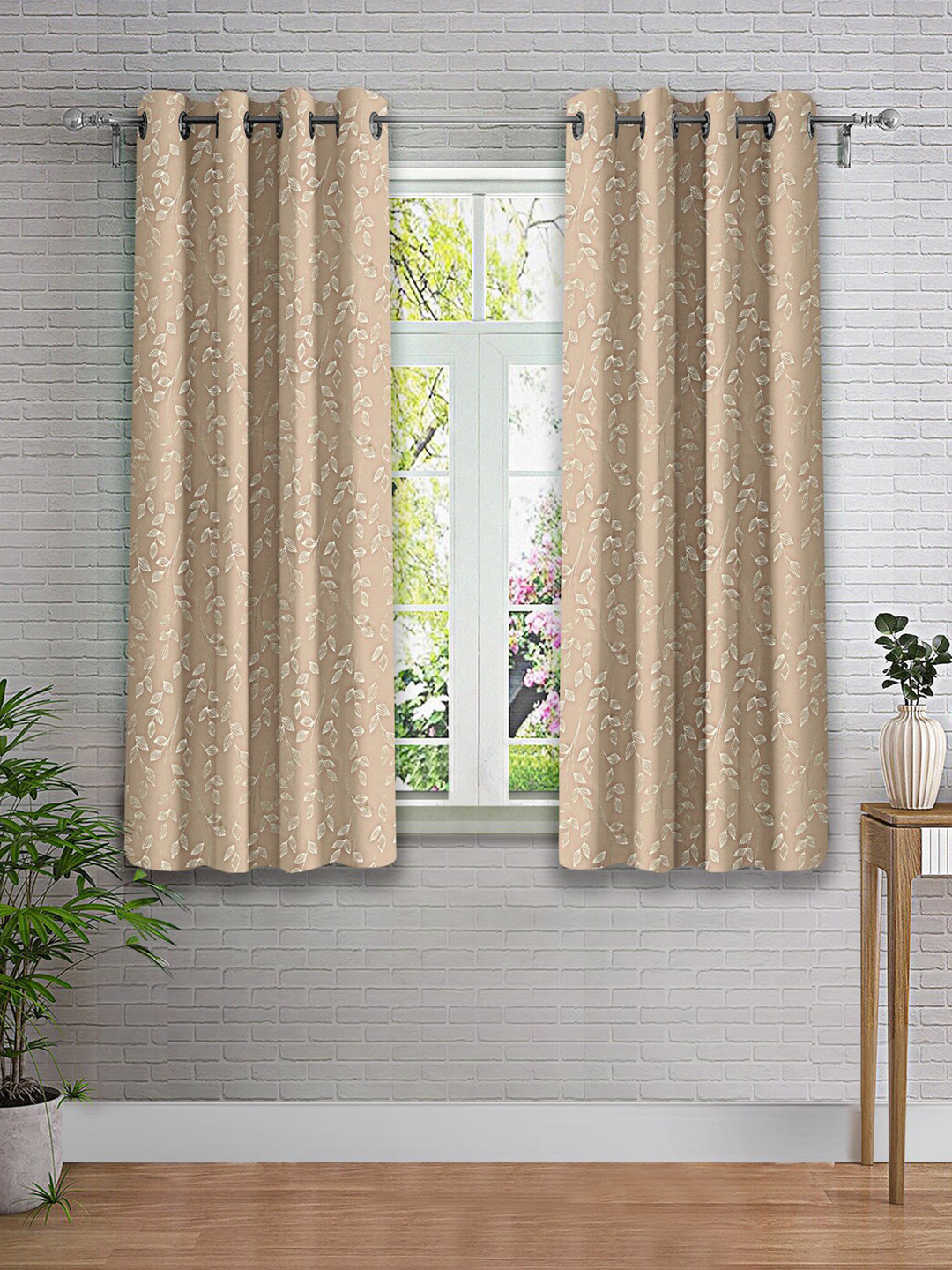 

Cortina Taupe & White 2 Pieces Floral Printed Window Curtains