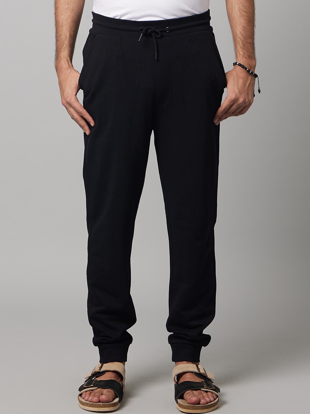 

Celio Men Cotton Regular Fit Joggers, Black