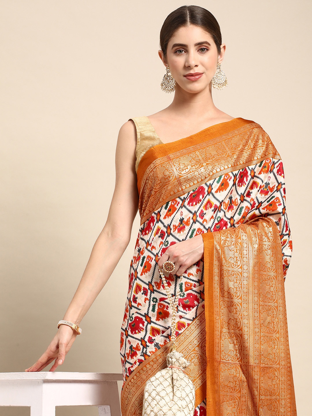 

VASTRANAND Zari Art Silk Ikat Saree, Yellow