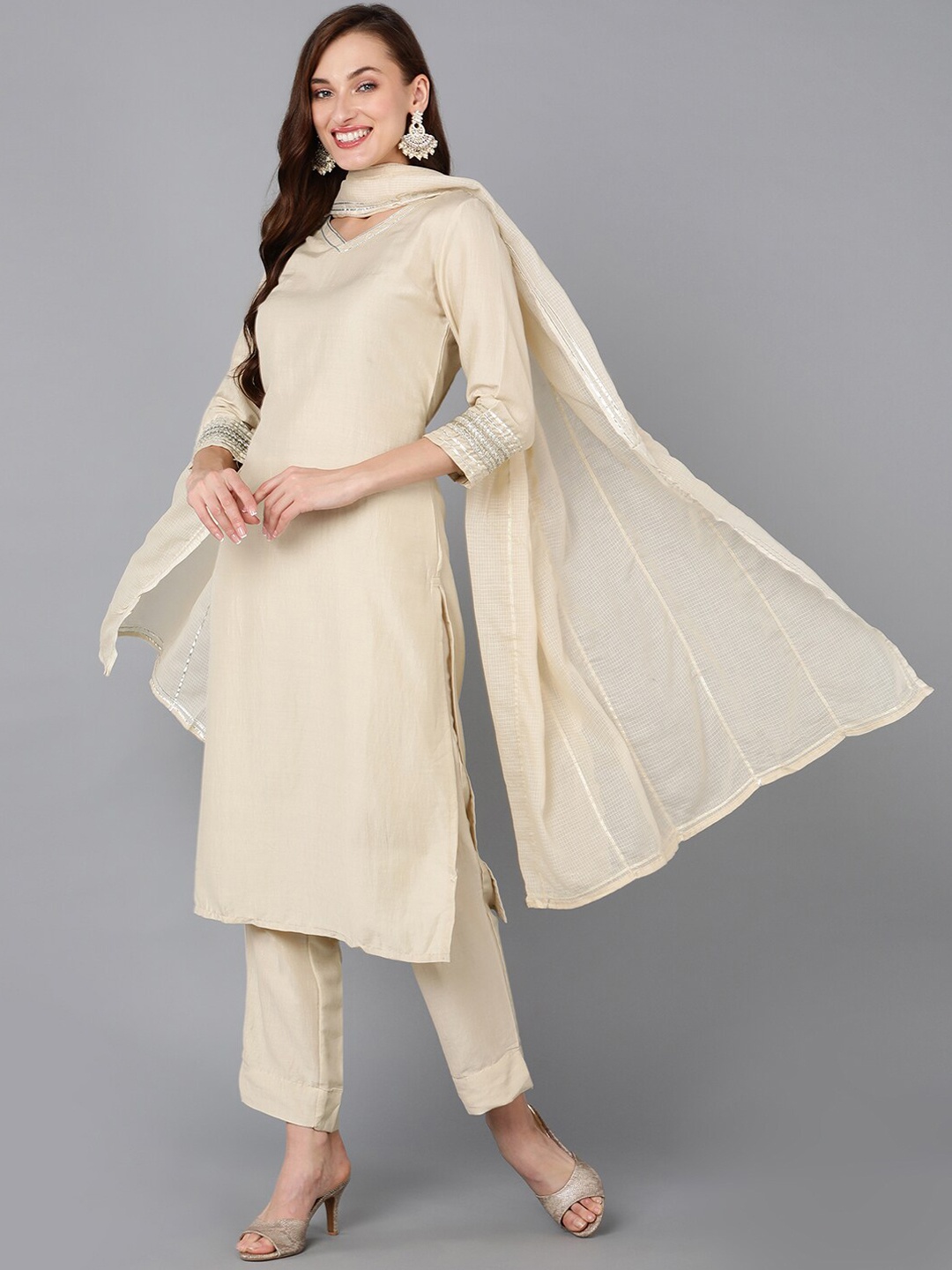 

AHIKA V Neck Gotta Patti Kurta With Trousers & Dupatta, Cream