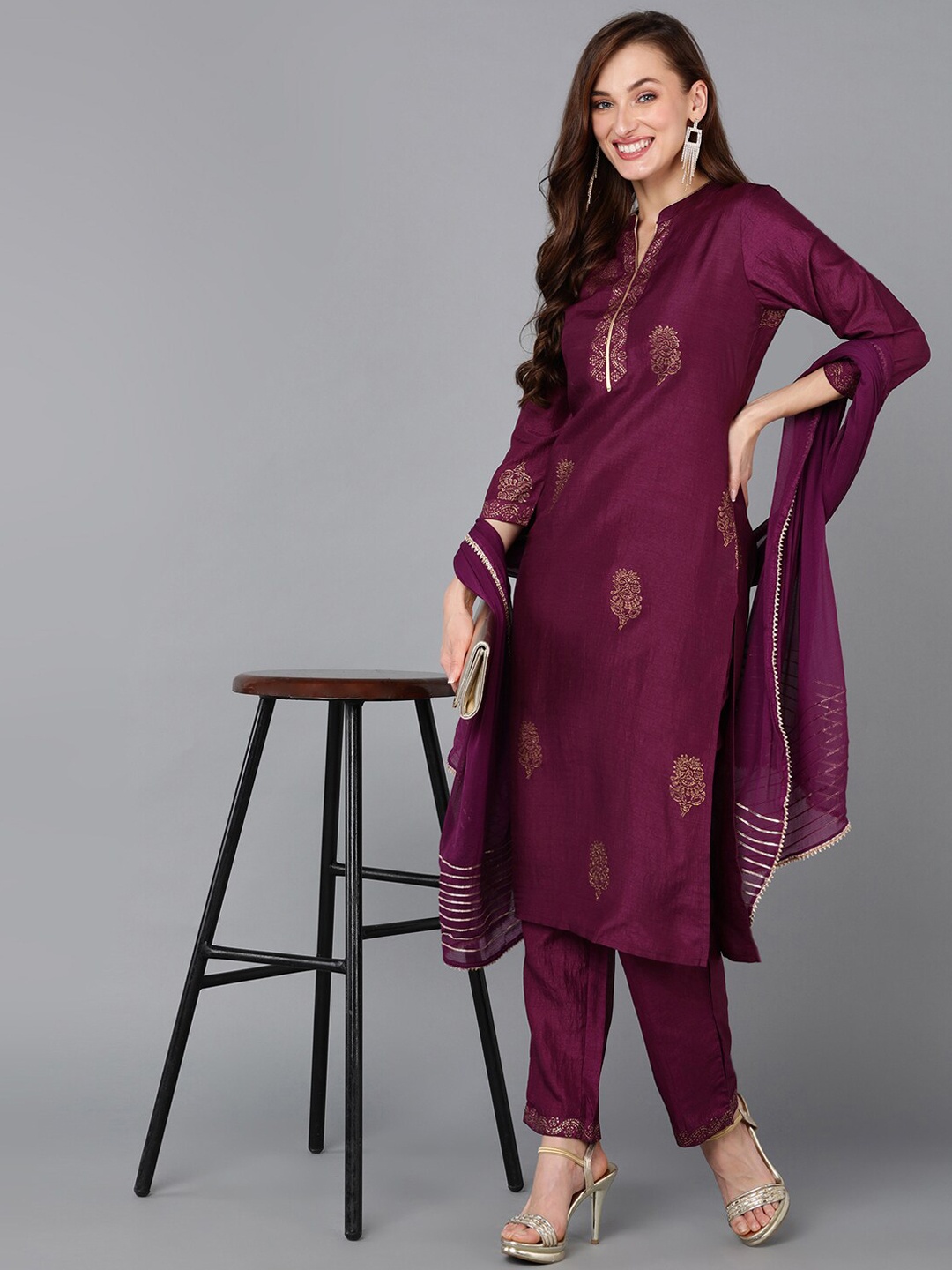 

AHIKA Ethnic Motifs Printed Gotta Patti Kurta with Trousers & With Dupatta, Purple
