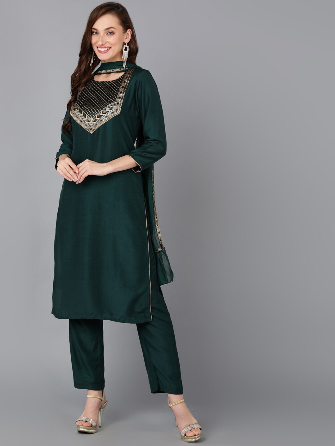 

AHIKA Ethnic Motifs Yoke Design Kurta with Trousers & Dupatta, Green