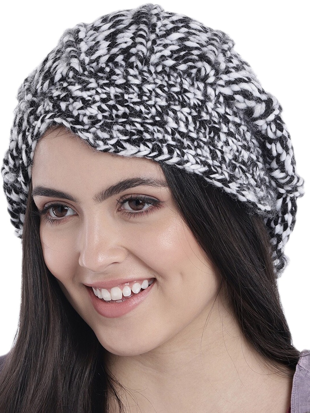 

Magic Needles Women Acrylic Beanie, Black