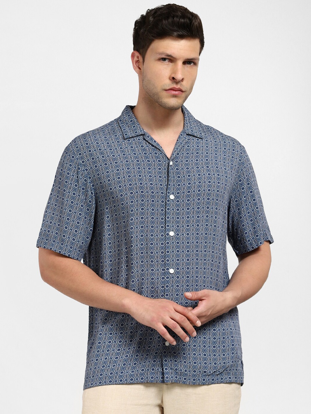 

SELECTED Ethnic Motifs Printed Casual Shirt, Navy blue