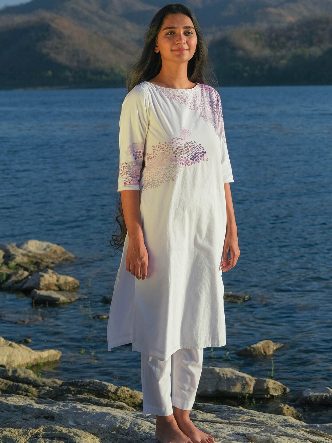 

OKHAI Floral Embroidered Mirror Work Pure Cotton Kurta with Trousers, White