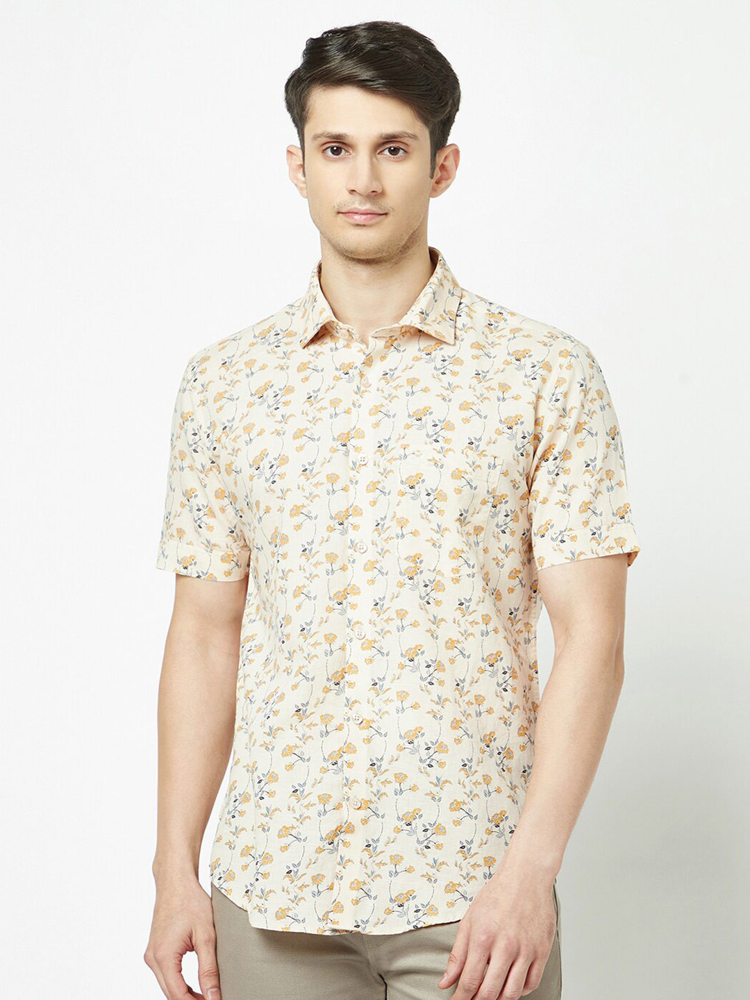 

Crimsoune Club Slim Fit Floral Printed Cotton Linen Casual Shirt, Beige