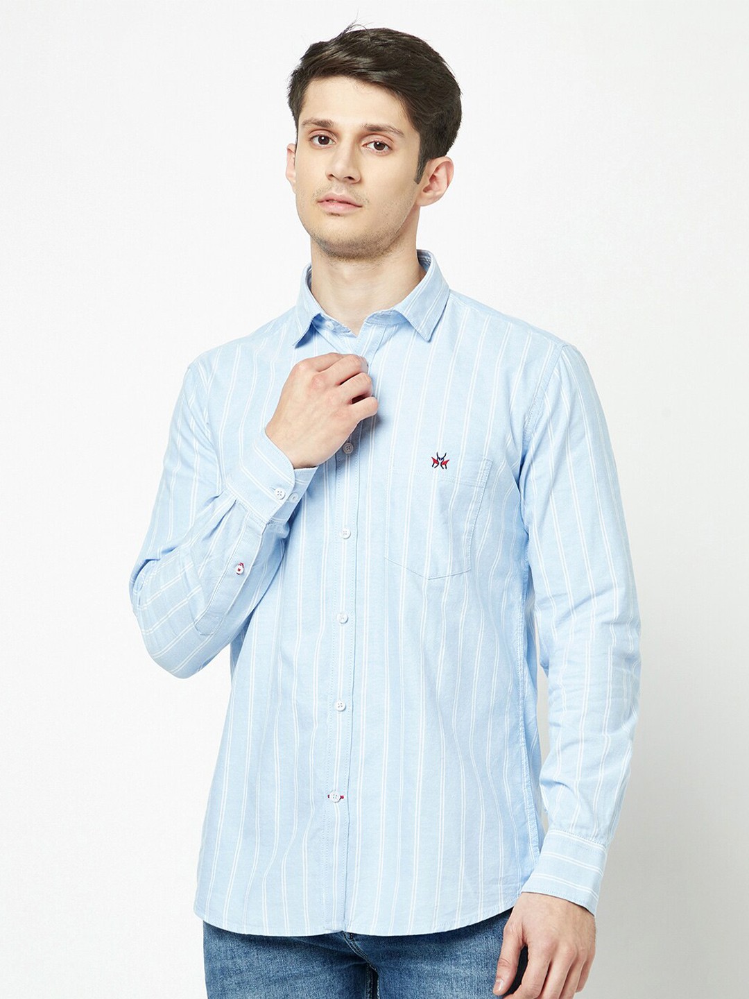 

Crimsoune Club Slim Fit Vertical Striped Pure Cotton Casual Shirt, Blue