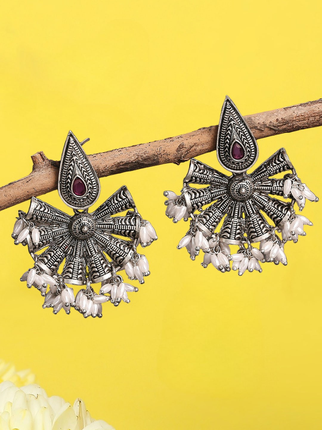 

OOMPH Silver-Plated Oxidised Floral Dropped Earrings
