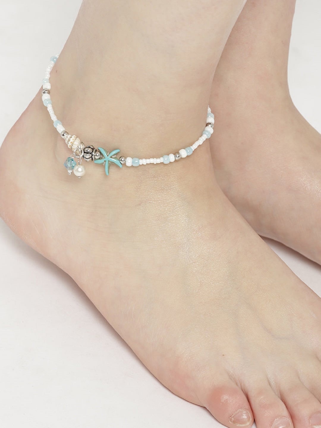 

OOMPH Shell Beaded Bohemian Style Anklet, Silver