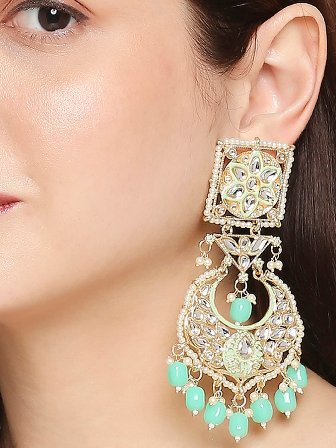 

OOMPH Gold-Plated Kundan & Pearls Chandbalis Earrings
