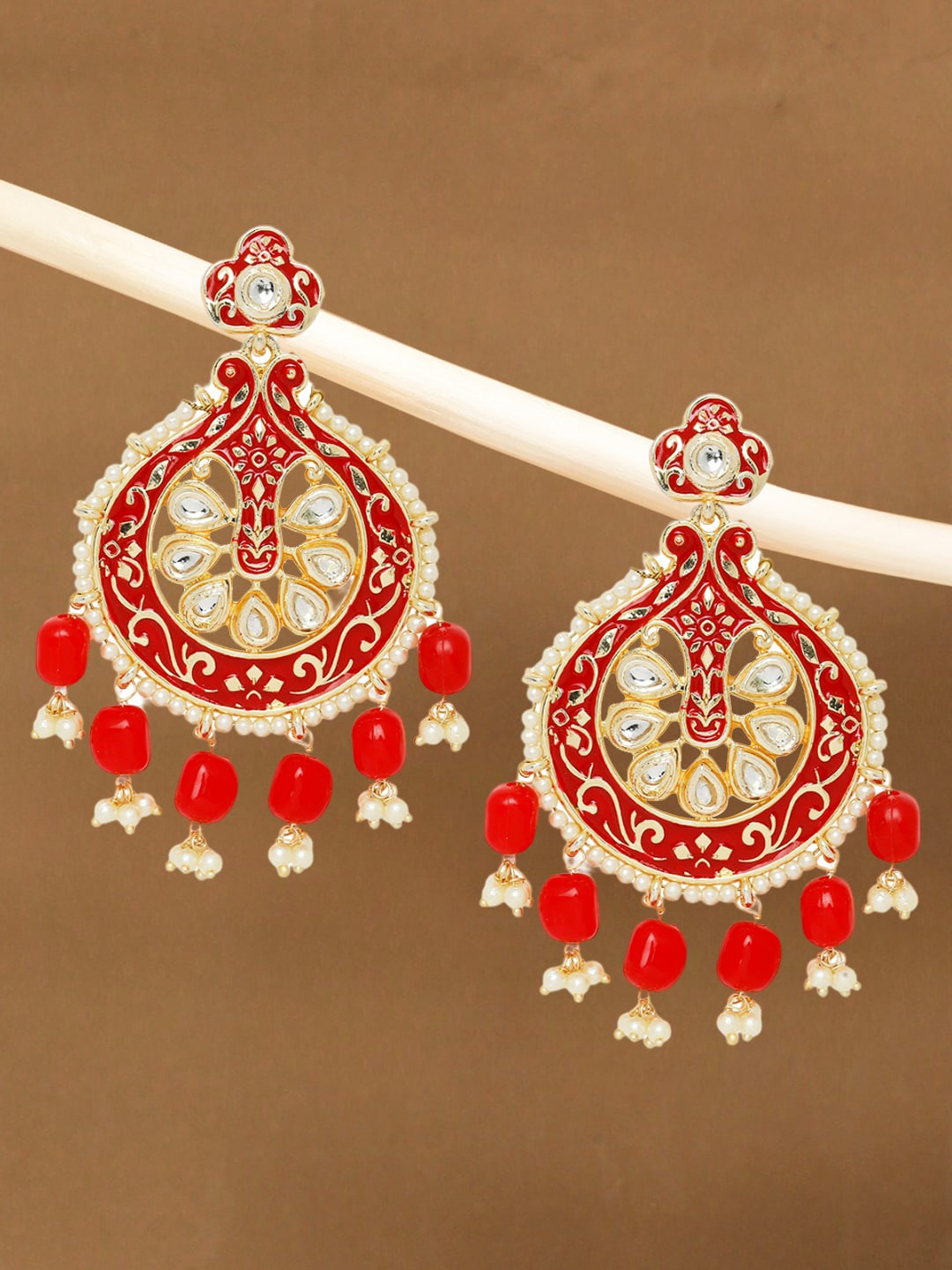 

OOMPH Gold-Plated Kundan Studded Crescent Shaped Chandbalis, Red
