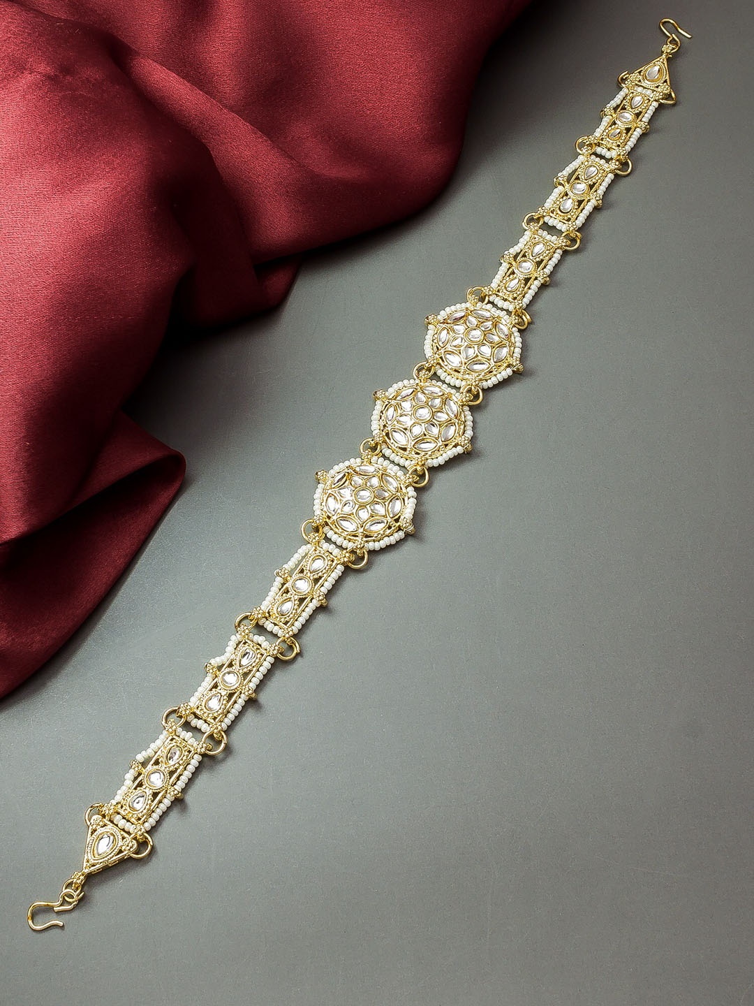 

aadita Gold-Plated Pearl-Beaded Sheeshphool