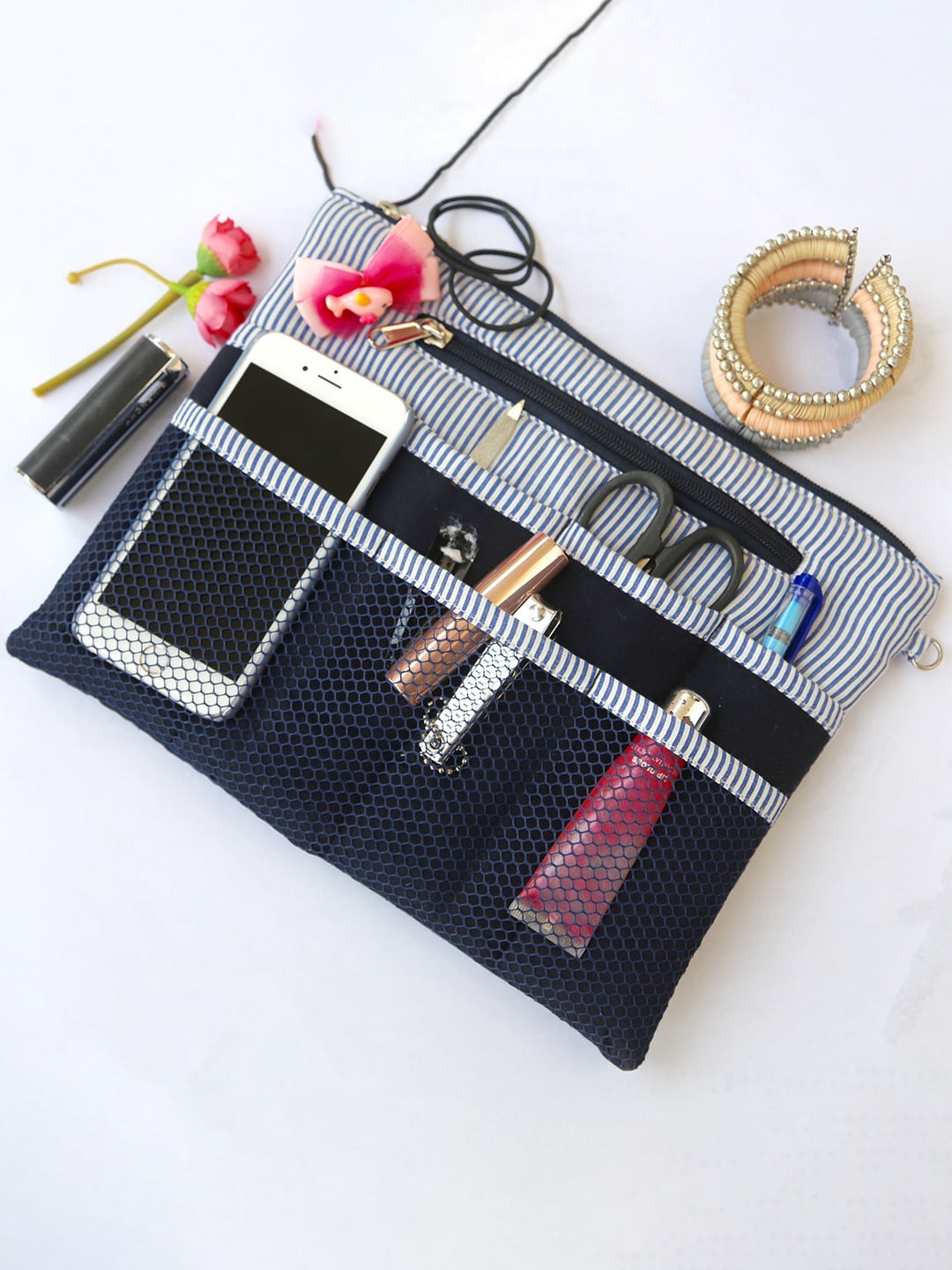 

My Gift Booth Navy-Blue & White Striped Waterproof Travel Organiser