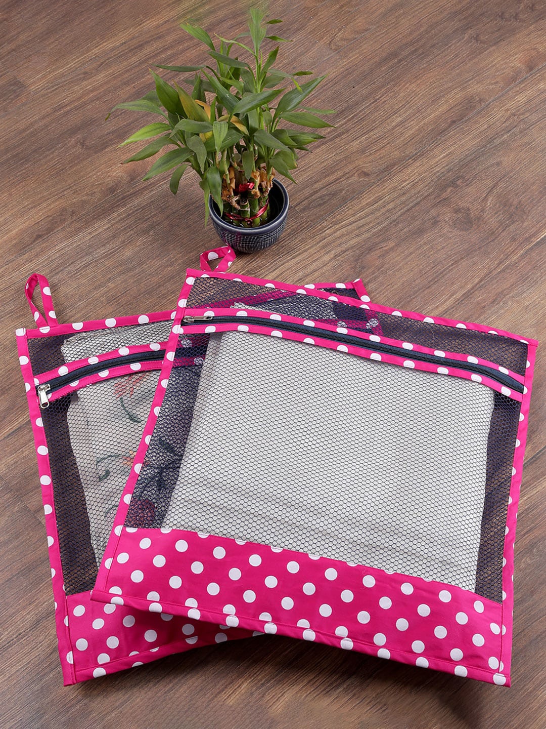 

My Gift Booth Pink & White 2-Pieces Polka Dot Printed Foldable Travel Organisers