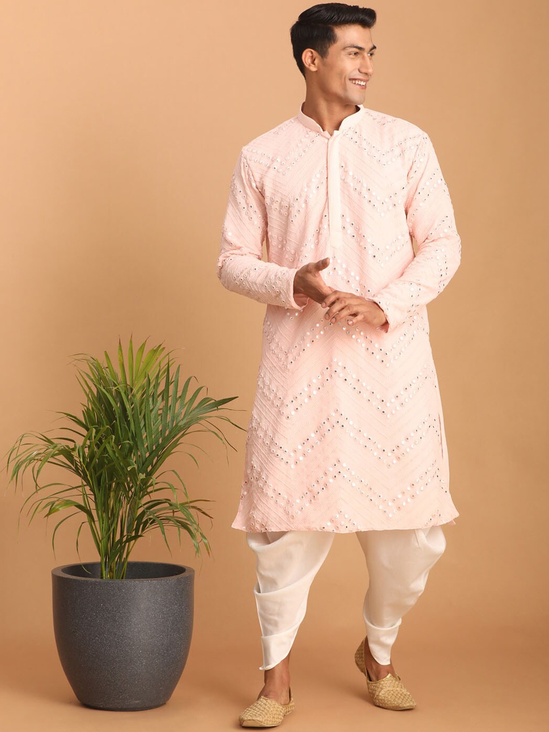 

VASTRAMAY Chevron Embroidered Mirror Work Kurta with Dhoti Pants, Pink