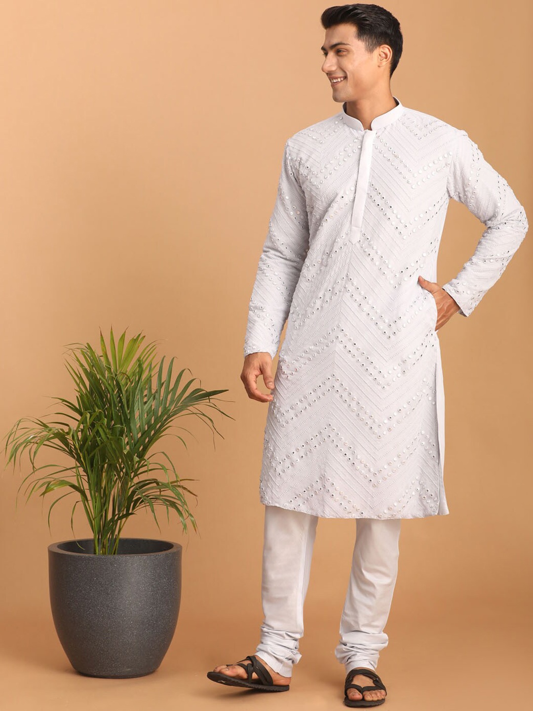 

VASTRAMAY Chevron Embroidered Mirror Work Kurta with Churidar, White