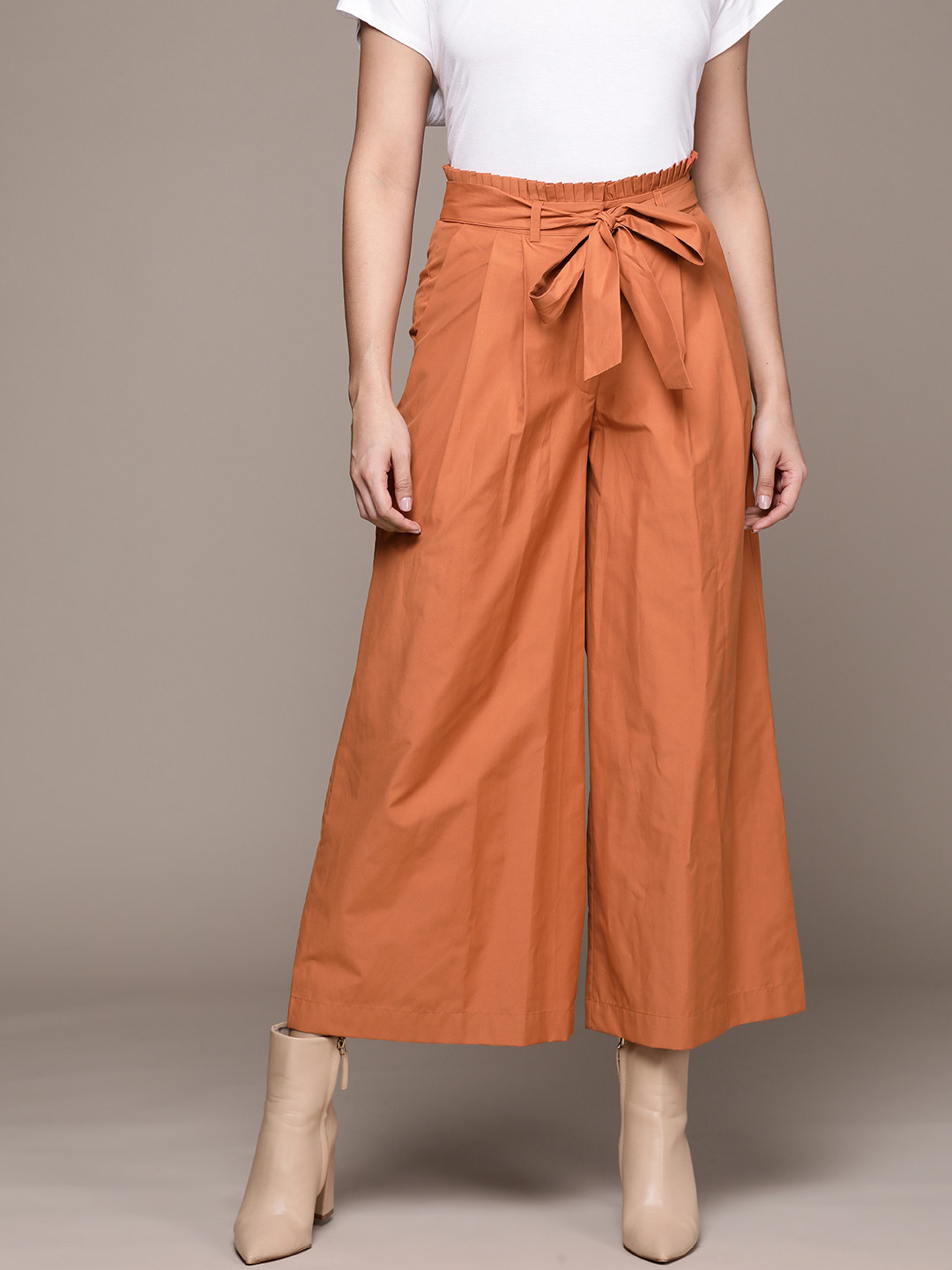 

Label Ritu Kumar Women Relaxed Loose Fit Pleated Culottes Trousers With Tie-Up Detail, Brown
