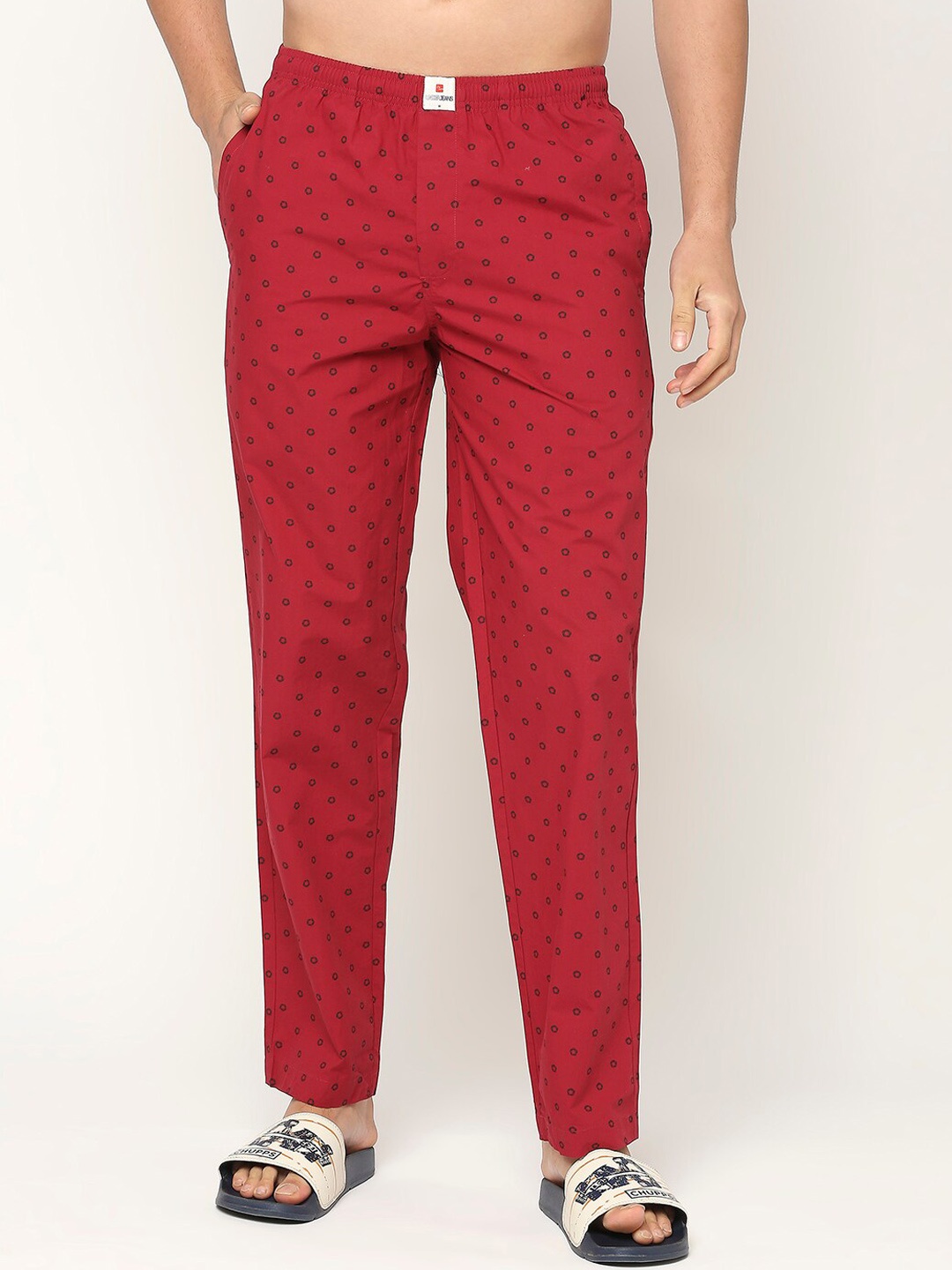 

UnderJeans by Spykar Men Printed Cotton Lounge Pants, Maroon