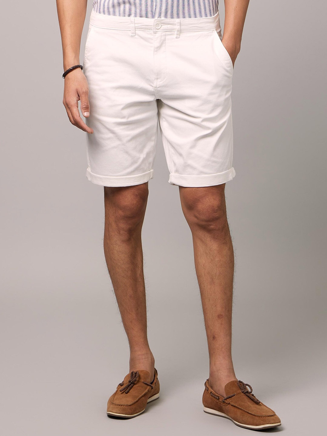

Celio Men Mid-Rise Cargo Shorts, White