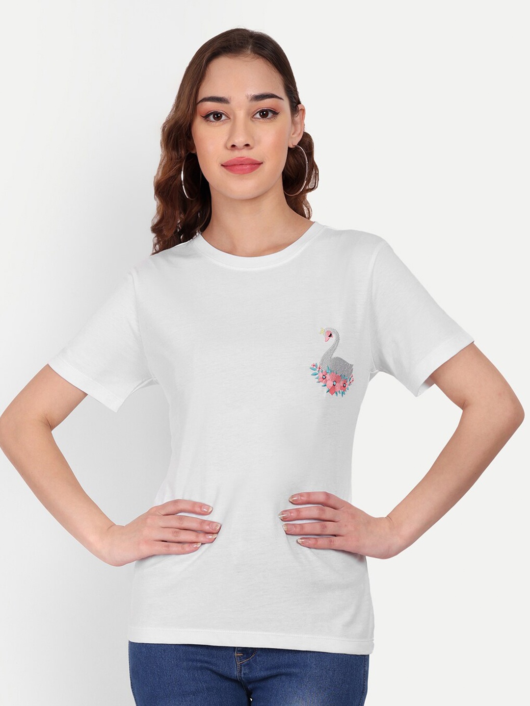 

Sttavoss Women White Applique T-shirt