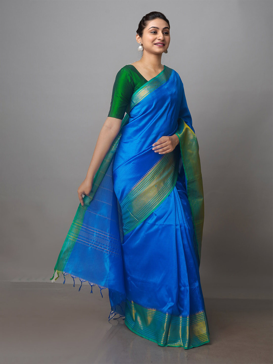 

Unnati Silks Woven Design Border Zari Mangalagiri Saree, Blue