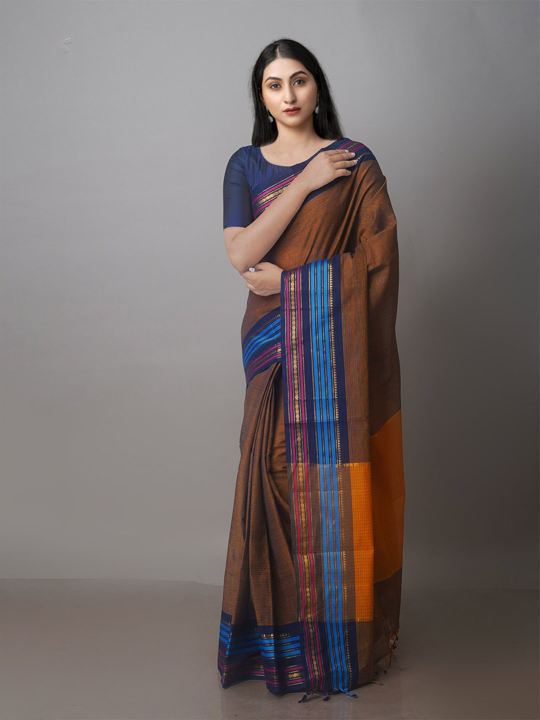 

Unnati Silks Zari Cotton Blend Mangalagiri Saree With Woven, Brown