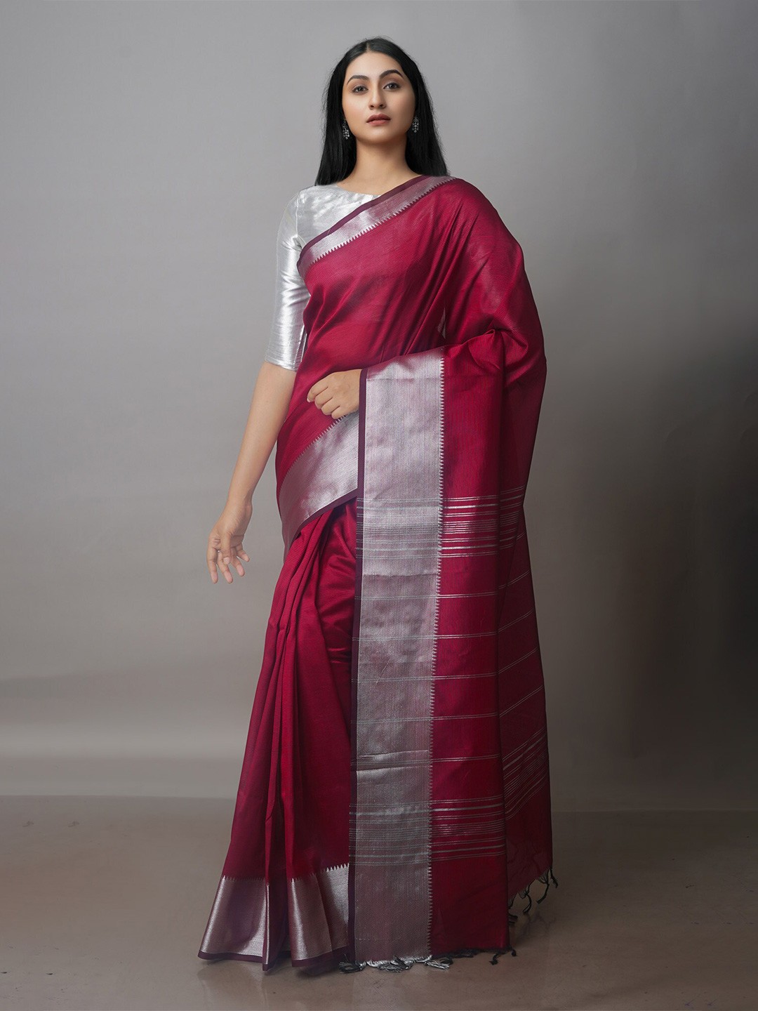 

Unnati Silks Zari Mangalagiri Silk Saree, Maroon