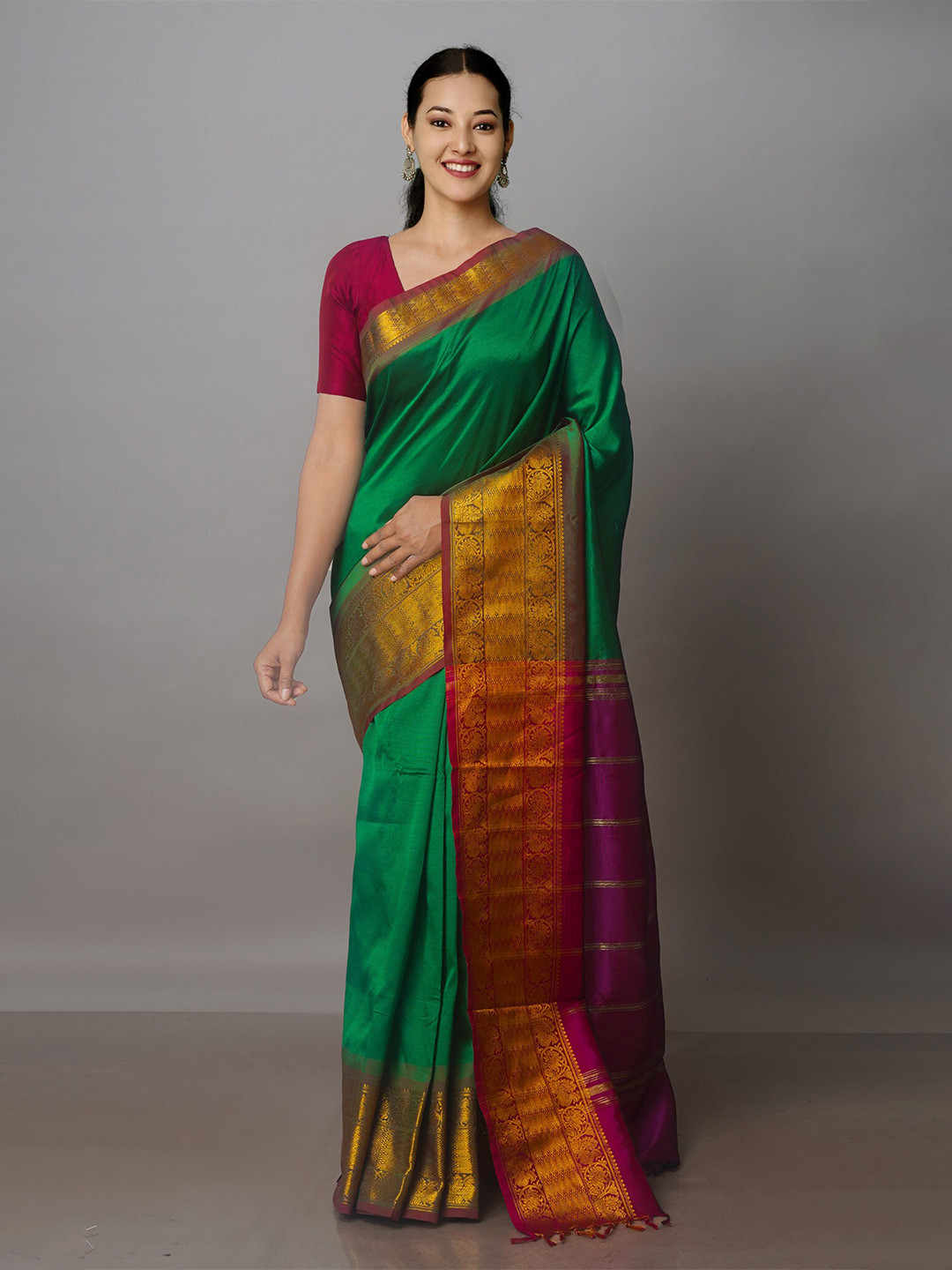 

Unnati Silks Woven Design Zari Silk Blend Mangalagiri Saree, Green