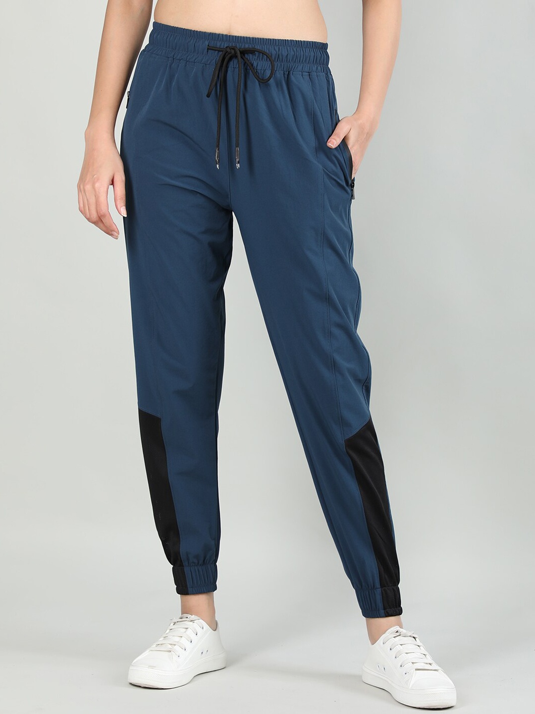 

CHKOKKO Women Colorblocked Sports Regular Fit Jogger, Blue
