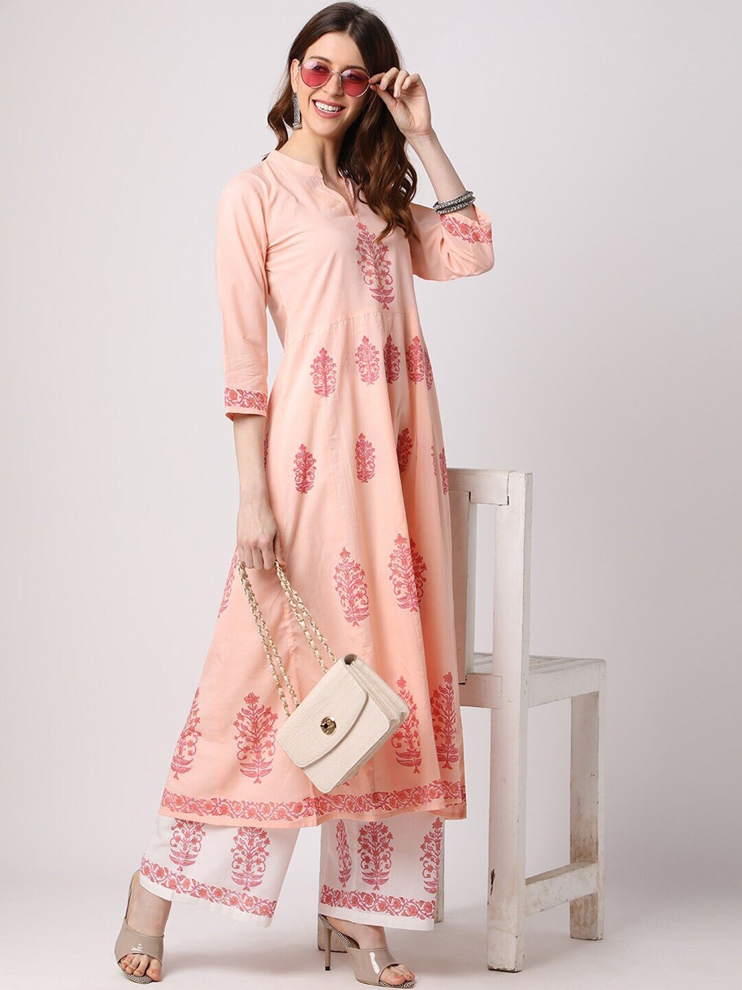 

THE NKS PLUS Ethnic Motifs Printed Regular Pure Cotton Kurta with Palazzo, Peach
