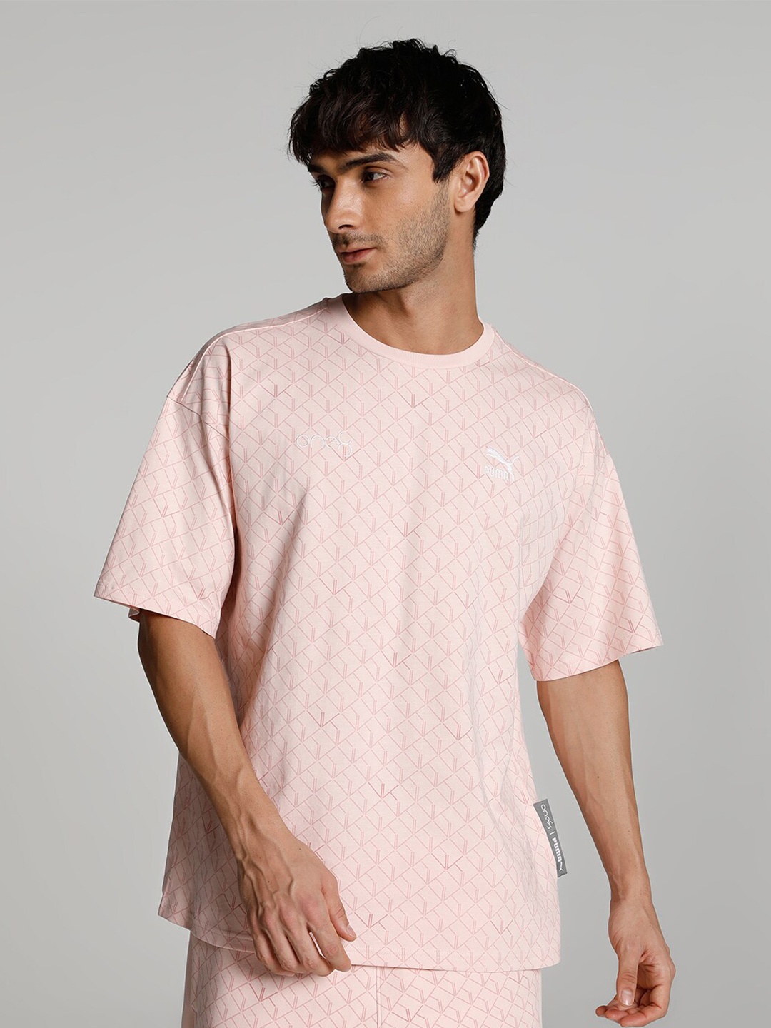 

one8 x PUMA Geometric Printed Drop Shoulder Sleeves Cotton Oversized Fit T-shirt, Peach