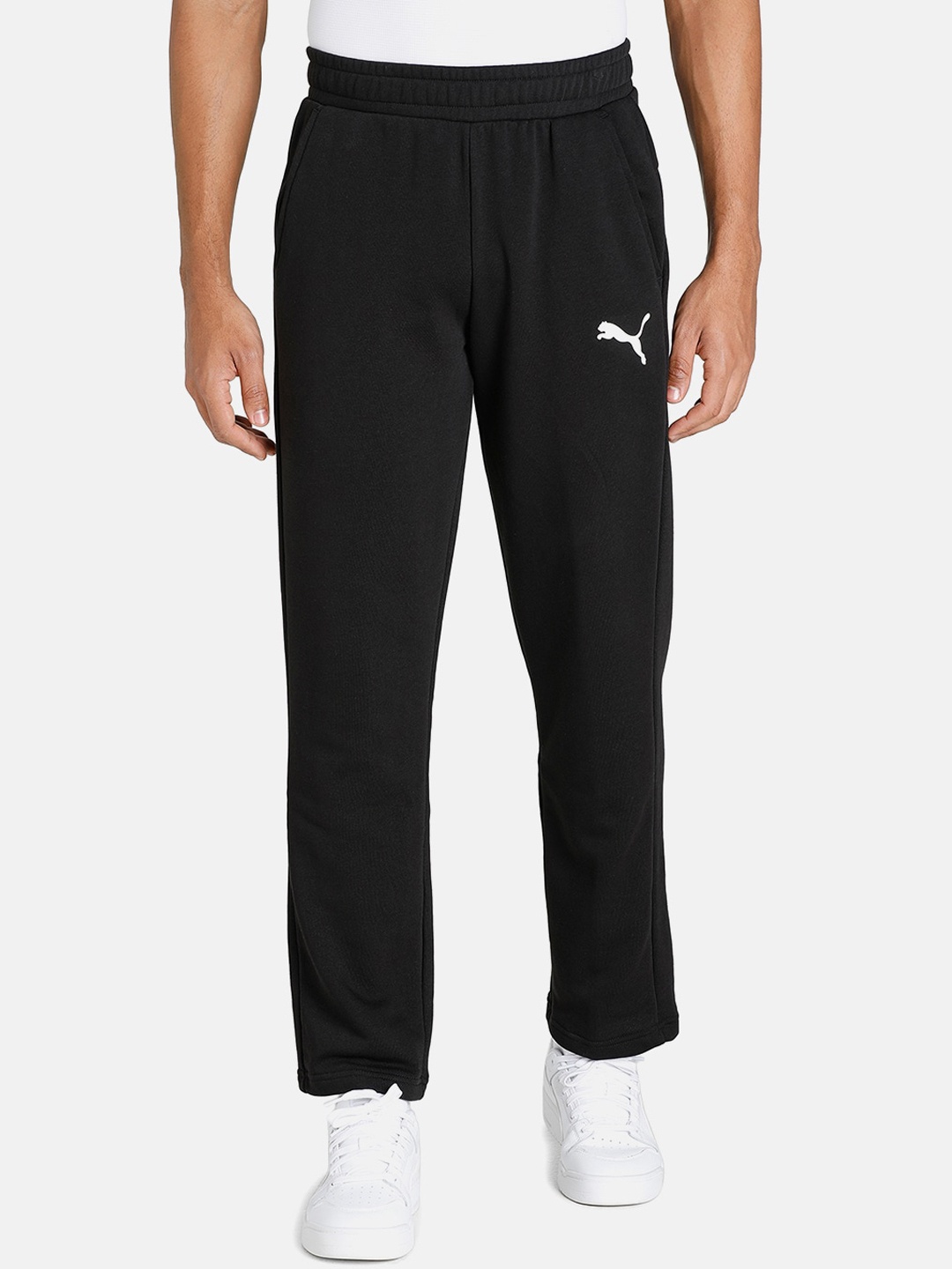 

Puma Men ESS Logo Printed Track Pant, Black