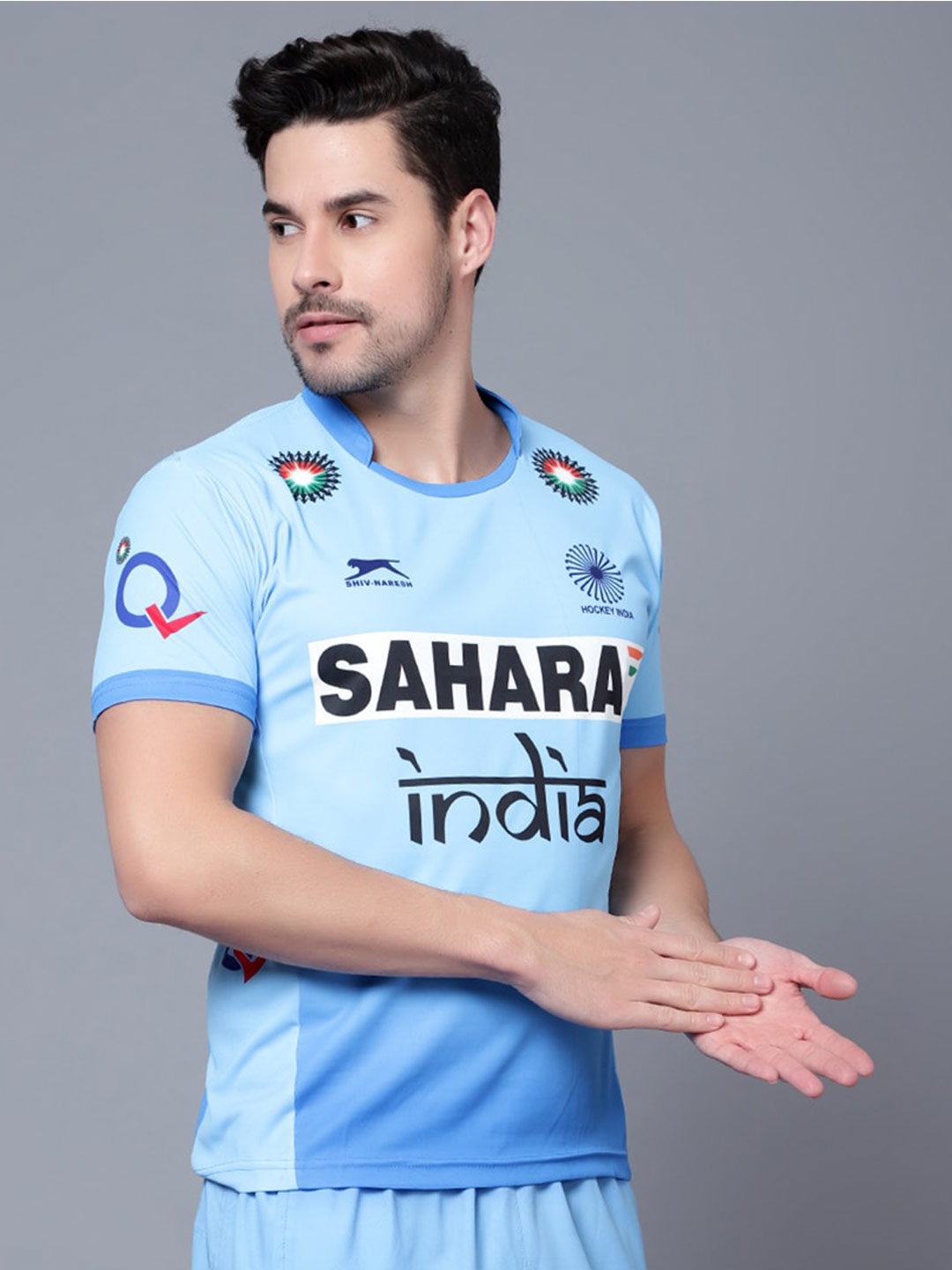 

Shiv Naresh Printed Stand Collar Hockey T-shirt, Blue