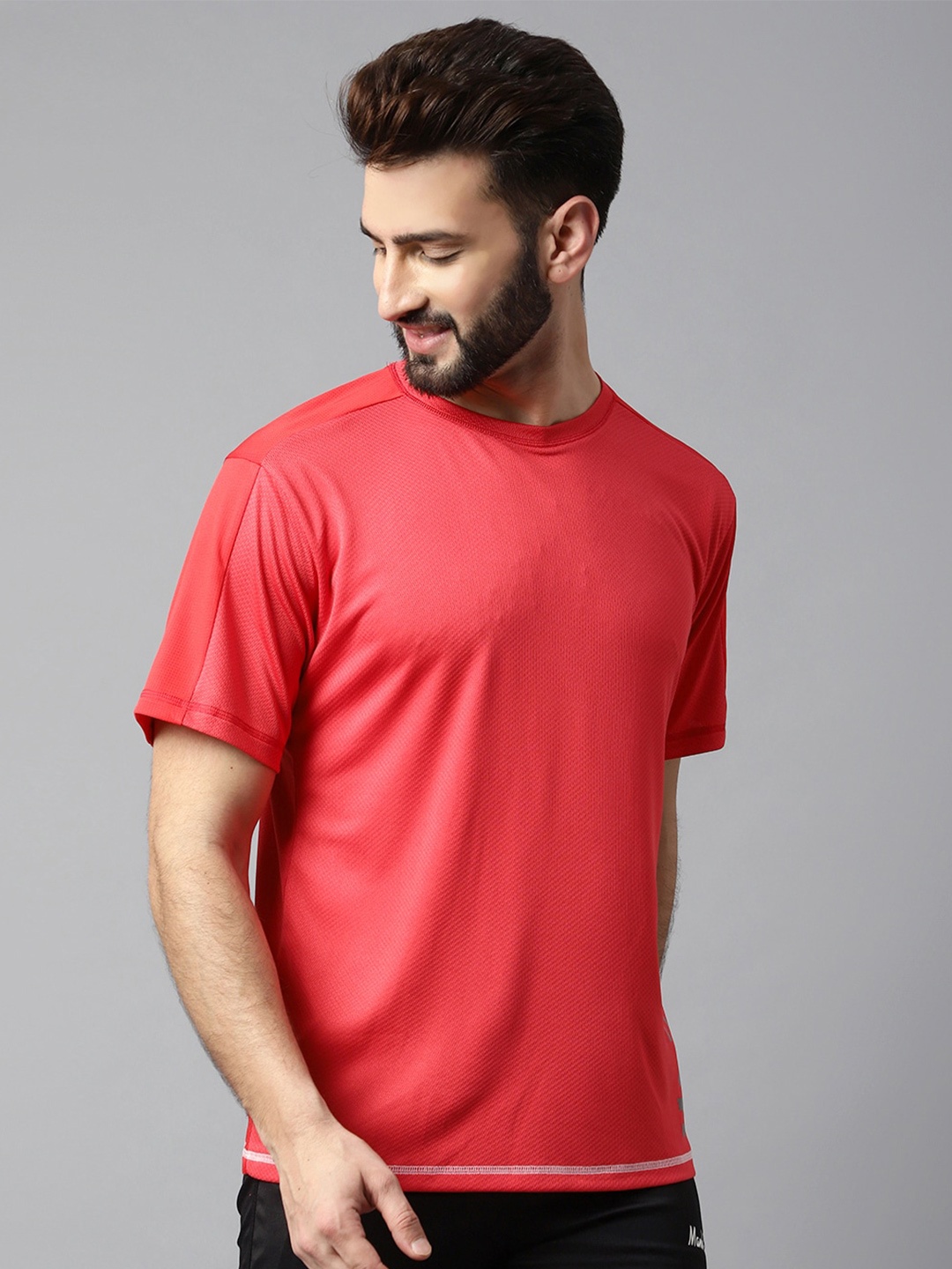 

Shiv Naresh Short Sleeve Round Neck 3D Chassis T-shirt, Red