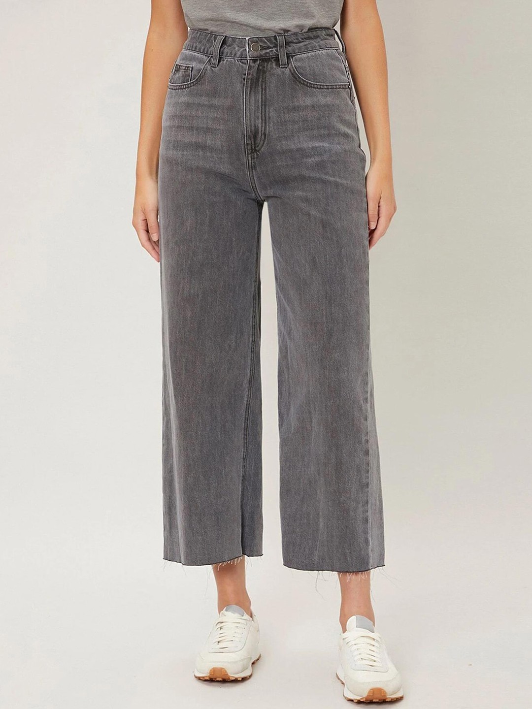 

Kotty Women Jean Straight Fit High-Rise Heavy Fade Stretchable Jeans, Grey