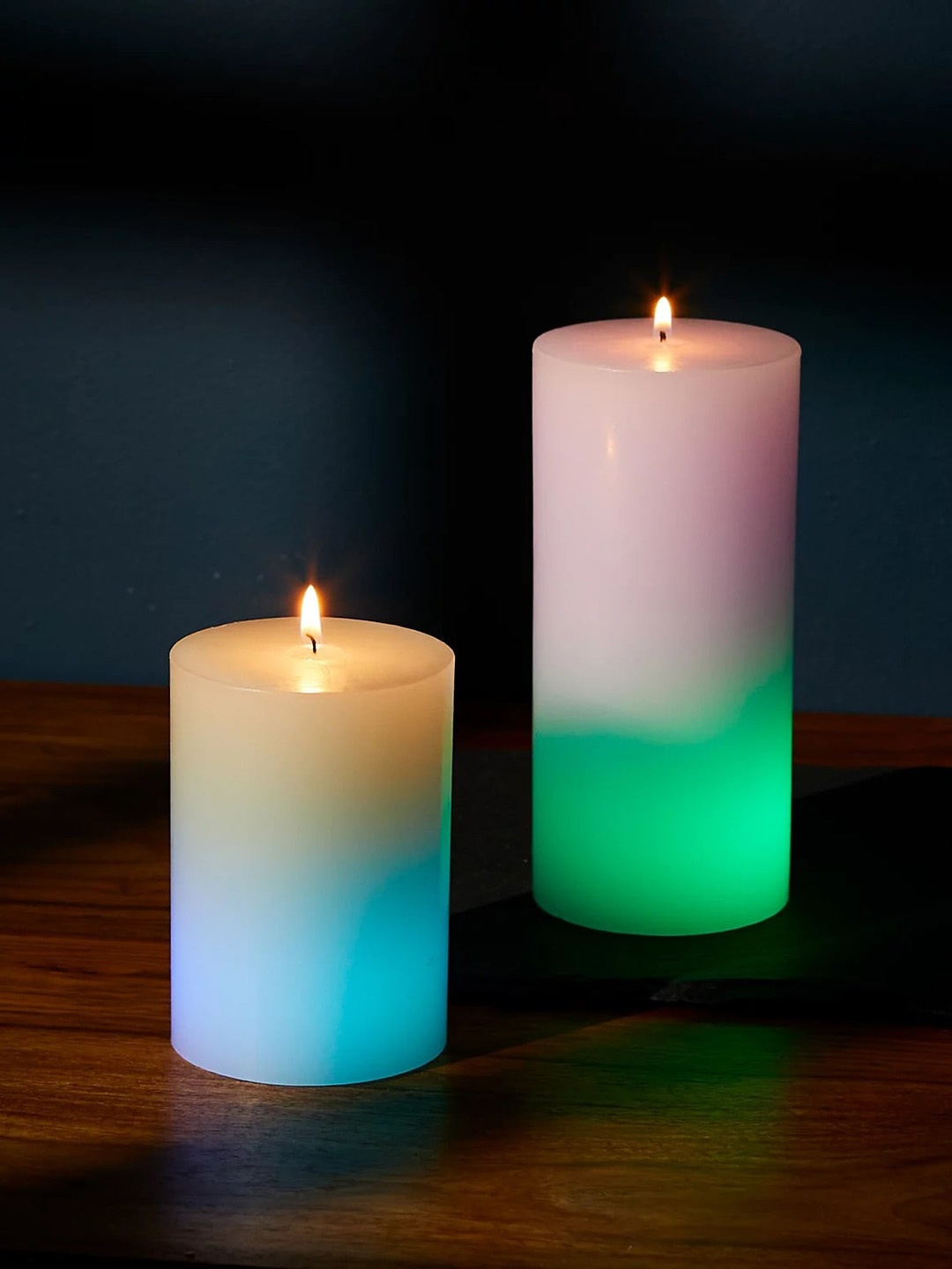 

Marks & Spencer Lavender & Green 2 Pieces Pillar Candles