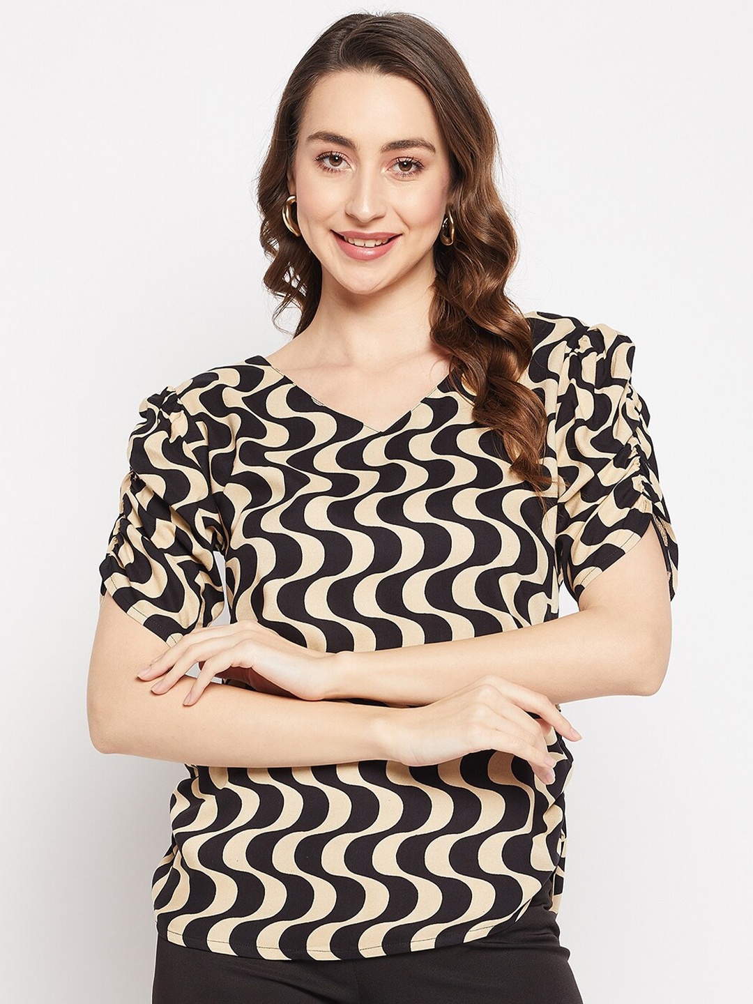 

Ruhaans Geometric Printed Flutter Sleeves Top, Black