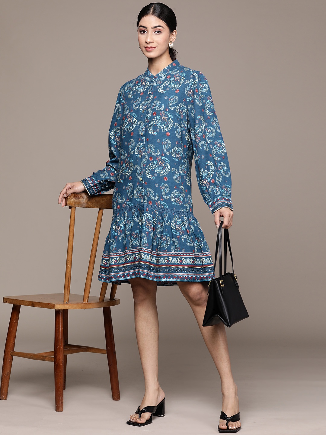 

Label Ritu Kumar Floral Print A-Line Dress With Inner, Blue