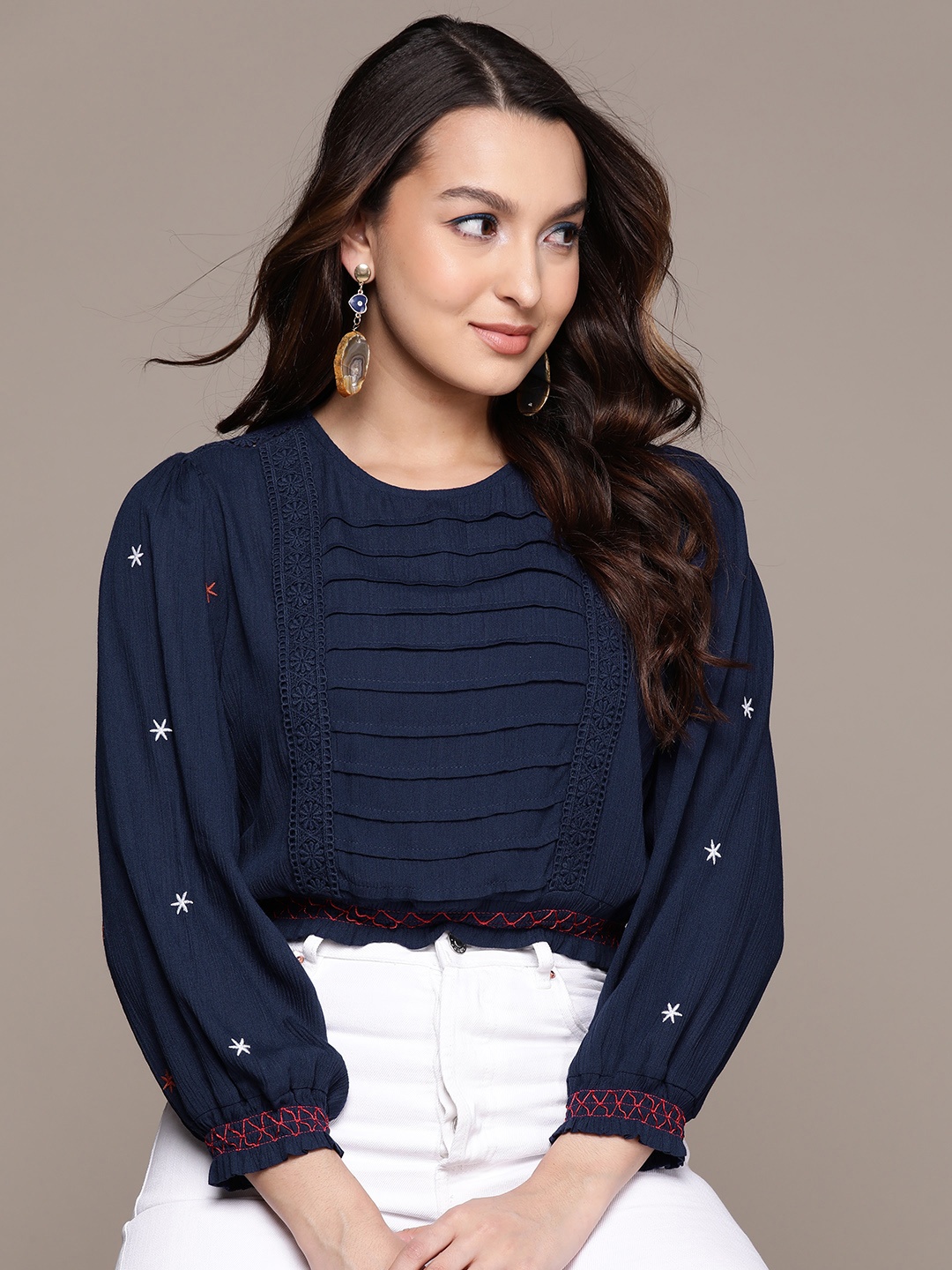 

Label Ritu Kumar Floral Embroidered Puff Sleeve Crepe Blouson Crop Top, Navy blue