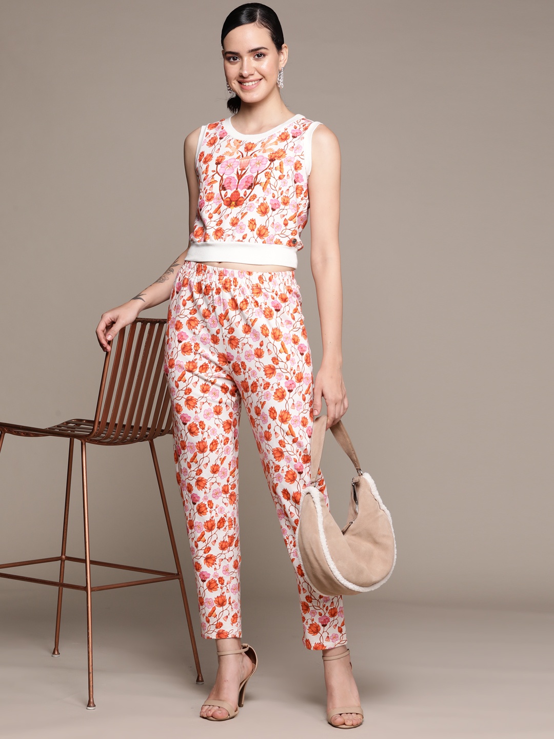 

Label Ritu Kumar Floral Print Pure Cotton Top & Trousers Co-Ords, White