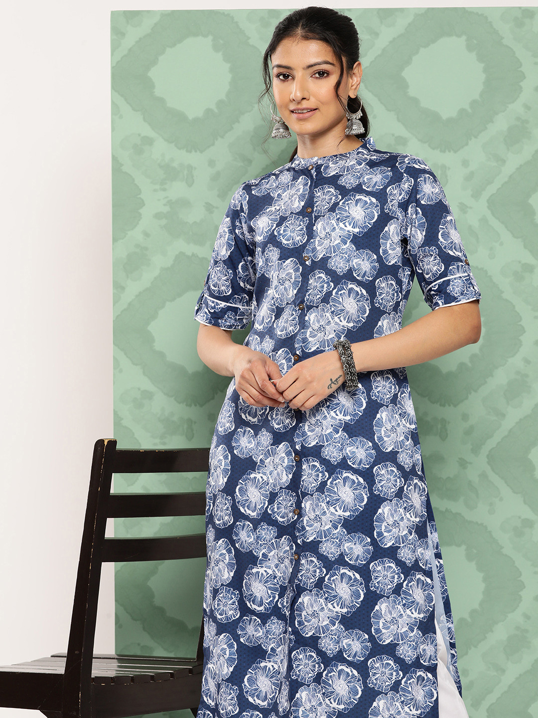 

Janasya Women Floral Printed Regular Kurta with Trousers, Blue