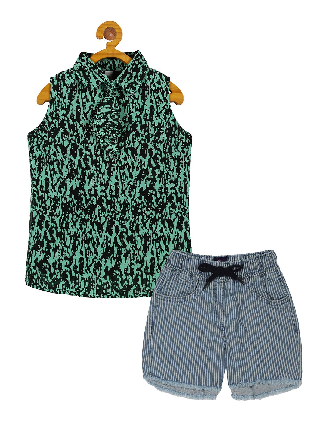 

KiddoPanti Girls Abstract Printed T-shirt With Shorts, Black