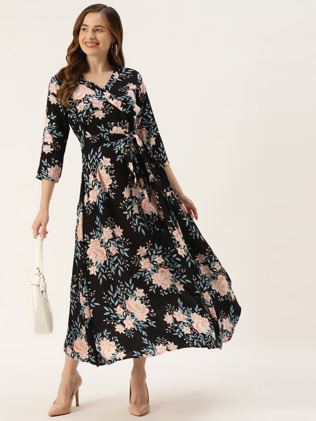 

Aasiya V-Neck Floral Printed Maxi Dress With Belt, Black