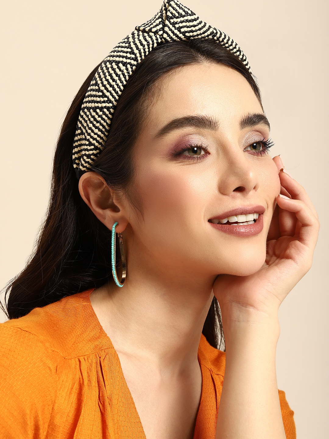 

Sangria Geometric Shaped Drop Earrings, Gold