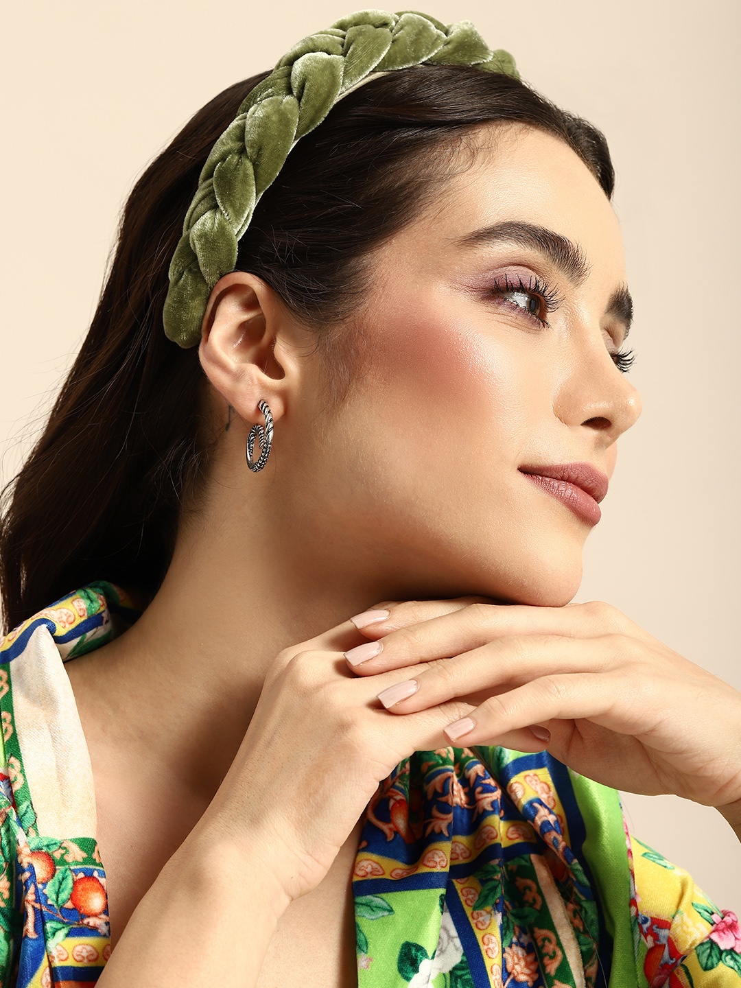 

Sangria Silver-Toned Oxidised Contemporary Drop Earrings